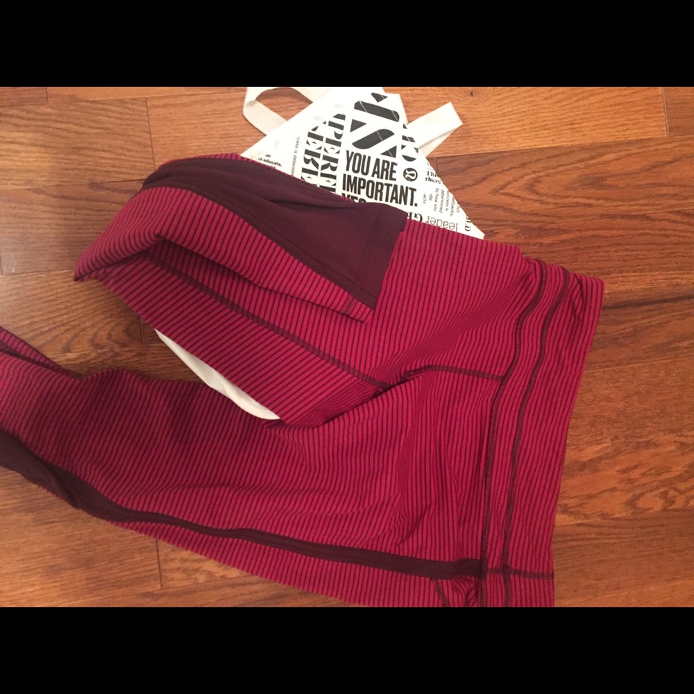 Lululemon awesome material pants